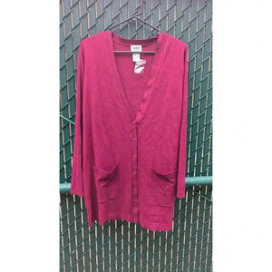 Women's maroon casual cardigan by Monroe and Main size L NWT